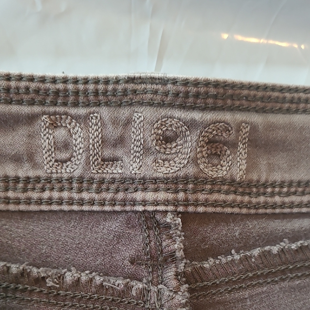DL 1961 Jane Cargo Shorts Brown Size 25 - Picture 3 of 8